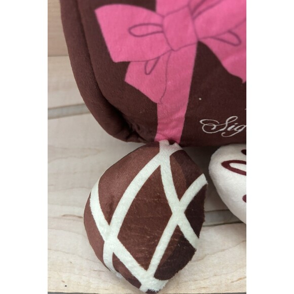 Fringe | Dog Toys Set Give Me Some Sugar & 3 Mini Squeakers Chocolate Shape - Picture 4 of 7